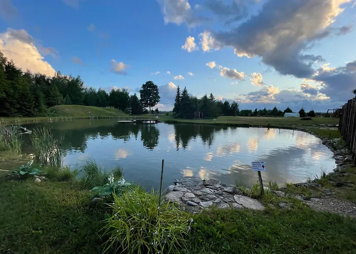 Loghouse By The * Viljandi (Viljandimaa)