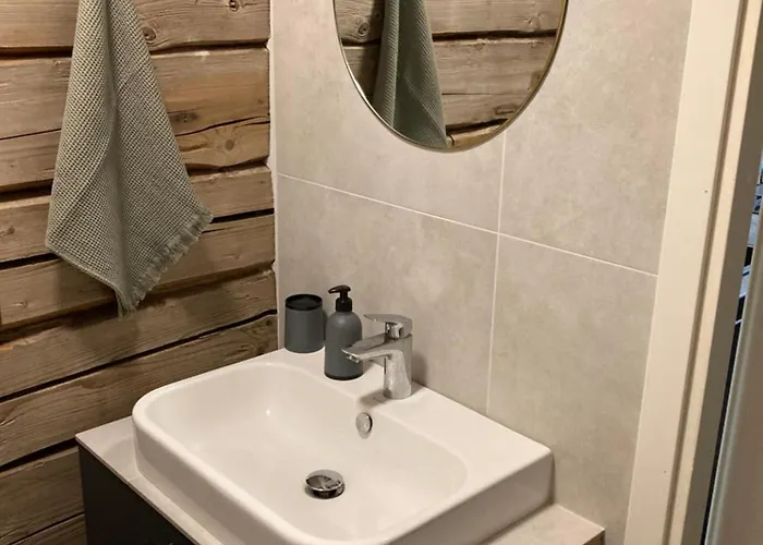 Loghouse By The * Viljandi (Viljandimaa)